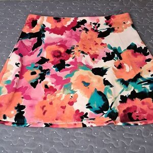 RED Saks Fifth Avenue floral skirt size large